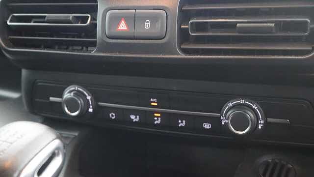 Vauxhall Combo Life 1.2 Turbo GPF Energy MPV 5dr Petrol Manual Euro 6 (s/s) (110 ps)