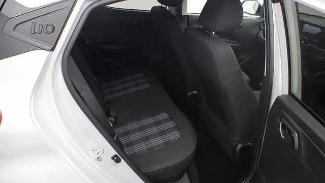 Hyundai I10 1.2 Premium Hatchback 5dr Petrol Auto Euro 6 (s/s) (79 ps) Grey
