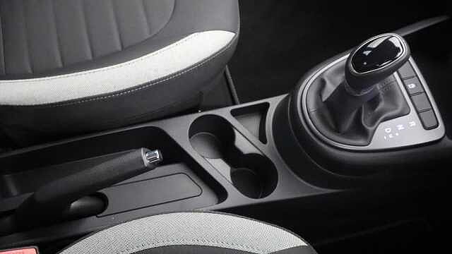 Hyundai I10 1.0 Advance Hatchback 5dr Petrol Auto Euro 6 (s/s) (63 ps) Red