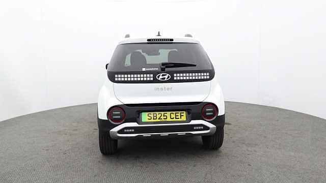 Hyundai INSTER Long Range 49kWh 02 SUV 5dr Electric Auto (115 ps) White