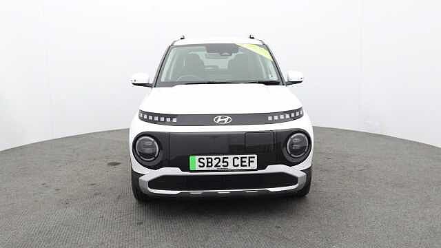 Hyundai INSTER Long Range 49kWh 02 SUV 5dr Electric Auto (115 ps) White