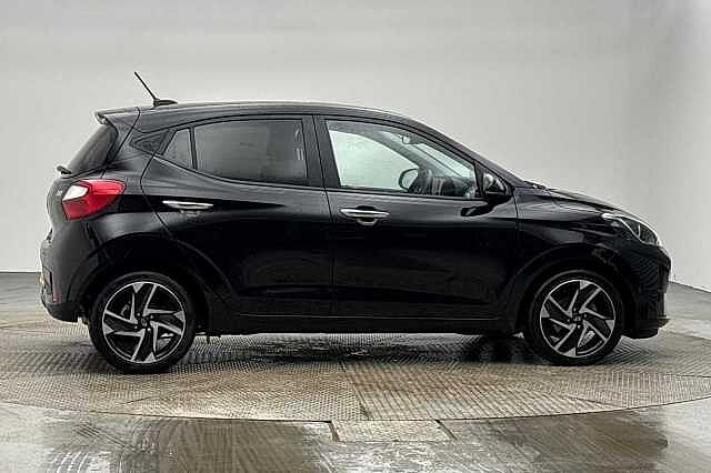 1.0 Advance Hatchback 5dr Petrol Manual Euro 6 (s/s) (63 ps)