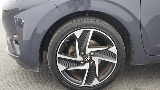 Hyundai I10 1.0 Premium Hatchback 5dr Petrol Manual Euro 6 (s/s) (63 ps) Grey