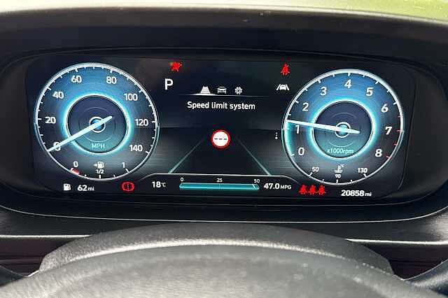 Hyundai BAYON T-GDI SE CONNECT DCT MHEV Sleek Silver
