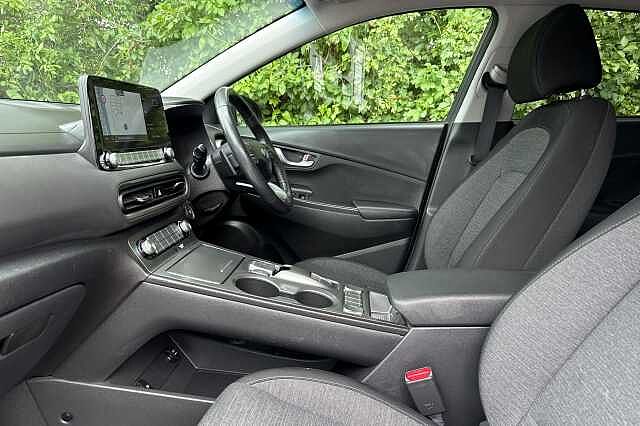 Hyundai Kona PREMIUM