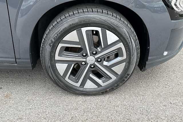Hyundai Kona PREMIUM