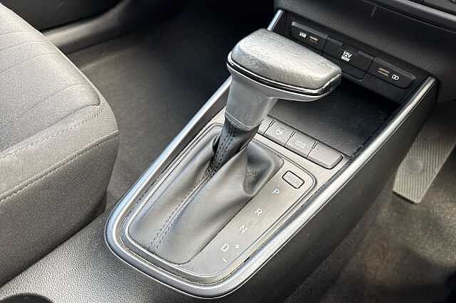Hyundai Bayon T-GDI SE CONNECT DCT MHEV