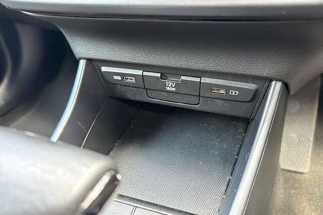 Hyundai Bayon T-GDI SE CONNECT DCT MHEV