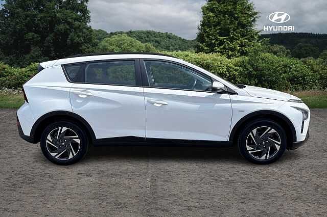 Hyundai BAYON T-GDI SE CONNECT MHEV Atlas White