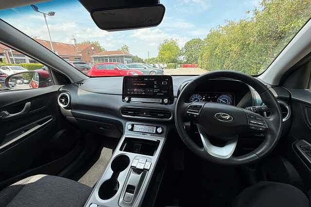 Hyundai Kona PREMIUM