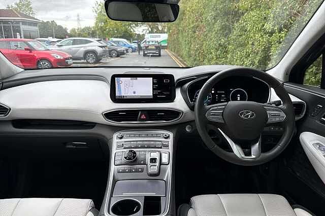 Hyundai Santa Fe 1.6 TGDi Plug-in Hybrid Ultimate 5dr 4WD Auto