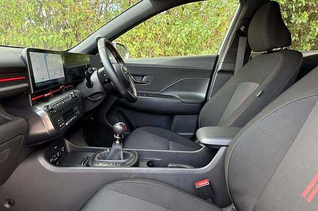 Hyundai KONA 1.6T 138 N Line 5dr White