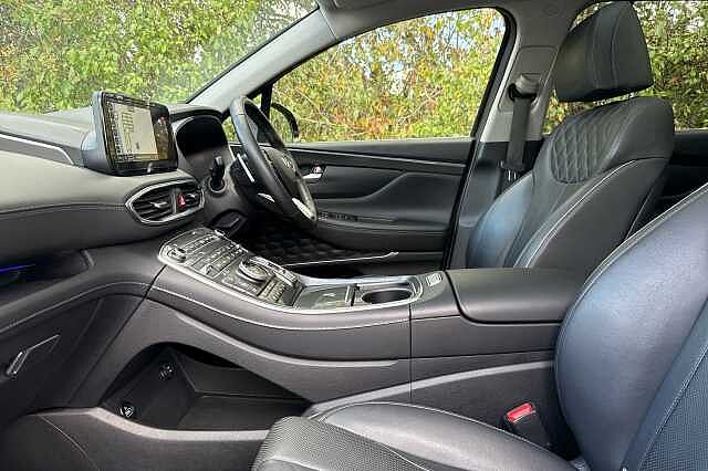 Hyundai SANTA FE 1.6 TGDi Hybrid Ultimate 5dr 4WD Auto Grey