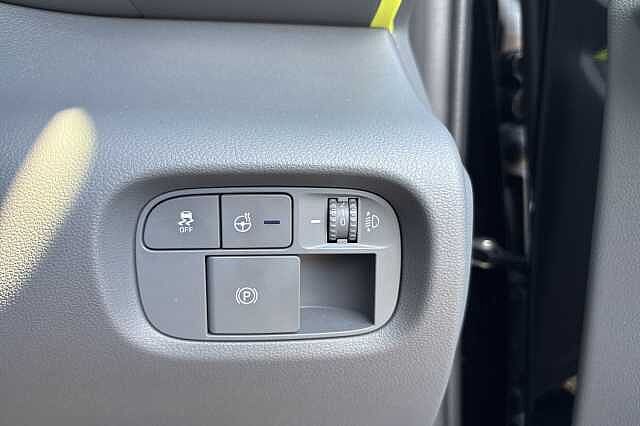 Hyundai Inster 85kW Cross 49kWh 5dr Auto