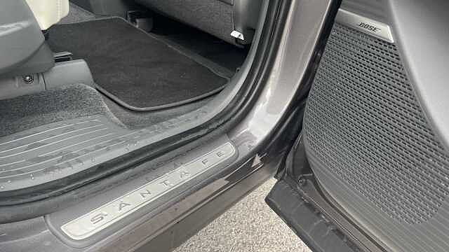 Hyundai SANTA FE 1.6 TGDi Plug-in Hybrid Ultimate 5dr 4WD Auto