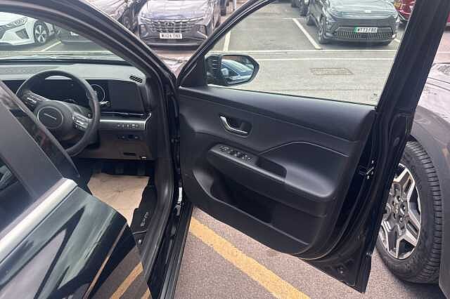 Hyundai KONA 1.6T 138 Ultimate 5dr Black