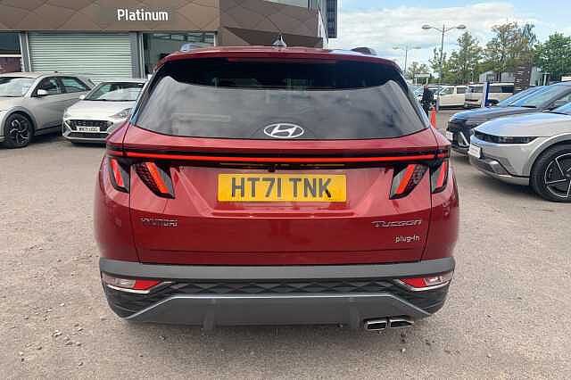 Hyundai TUCSON 1.6 TGDi Plug-in Hybrid Premium 5dr 4WD Auto Red