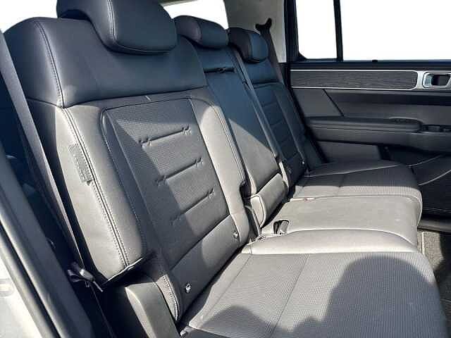 Hyundai Santa Fe 1.6 TGDi 239 Hybrid Ultimate 5dr Auto