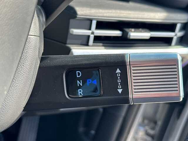 Hyundai Santa Fe 1.6 TGDi 239 Hybrid Ultimate 5dr Auto