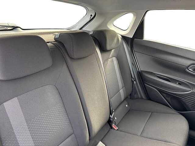 Hyundai I20 1.0T GDi 90 Tech Line 5dr White