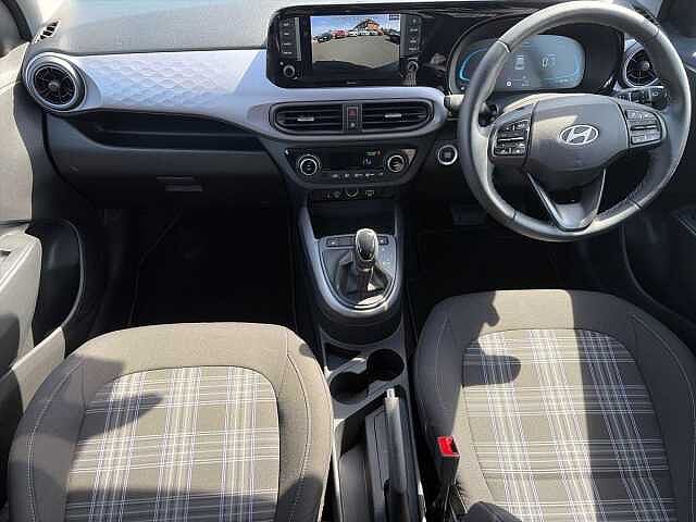 Hyundai i10 1.0 [63] Premium 5dr Auto [Nav]