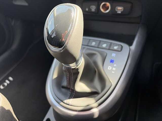Hyundai i10 1.0 [63] Premium 5dr Auto [Nav]