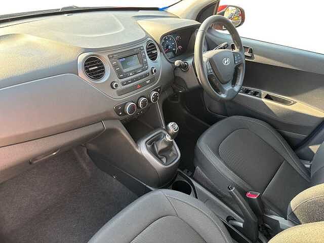 Hyundai i10 1.0 SE 5dr