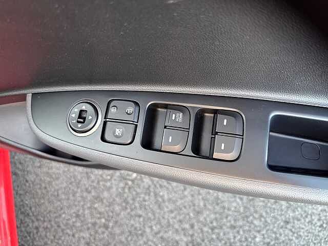 Hyundai i10 1.0 SE 5dr