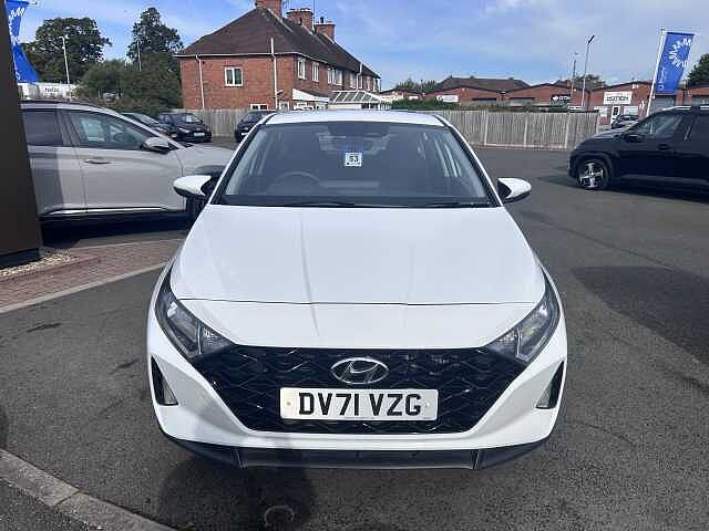 Hyundai I20 1.0T GDi 48V MHD SE Connect 5dr White
