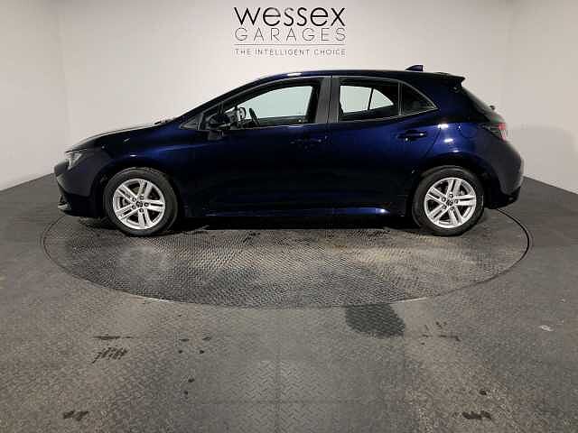 Toyota Corolla 1.8 VVT-i Hybrid Icon 5dr CVT