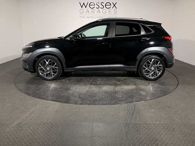 Hyundai KONA 1.6 GDi Hybrid Ultimate 5dr DCT Black