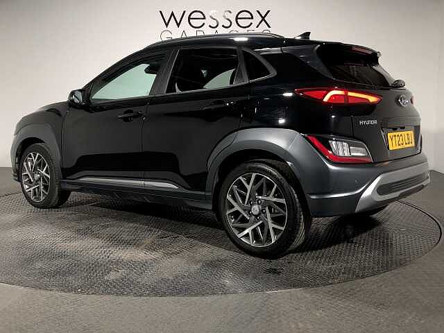 Hyundai KONA 1.6 GDi Hybrid Ultimate 5dr DCT Black