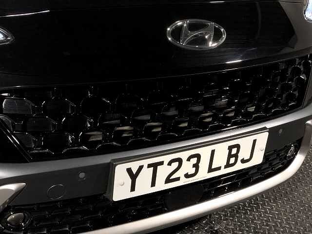 Hyundai KONA 1.6 GDi Hybrid Ultimate 5dr DCT Black