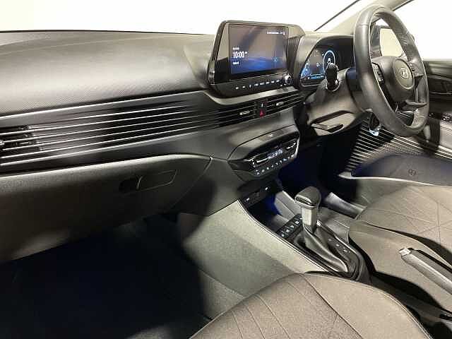 Hyundai BAYON 1.0 TGDi 48V MHEV Premium 5dr DCT Red