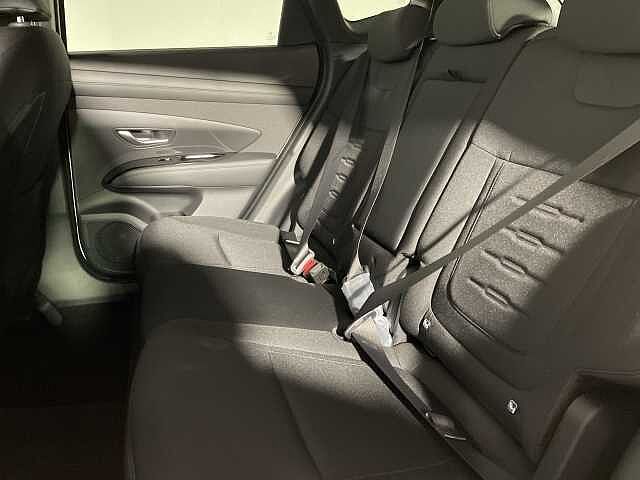 Hyundai TUCSON 1.6T 48V MHD Advance 5dr DCT White