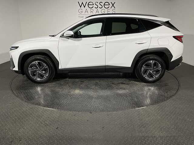 Hyundai TUCSON 1.6T 48V MHD Advance 5dr DCT White