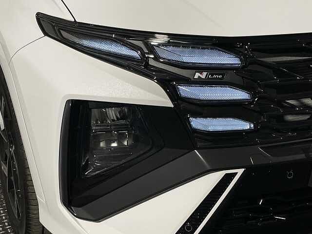 Hyundai TUCSON 1.6T 239 Hybrid N Line 5dr Auto White