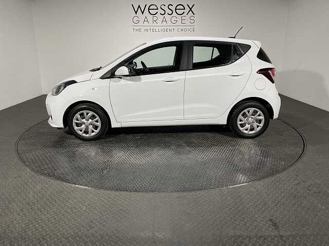 Hyundai I10 1.0 SE 5dr White