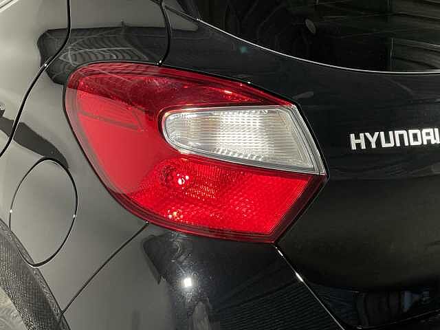 Hyundai i10 1.0 [63] Premium 5dr Auto [Nav]