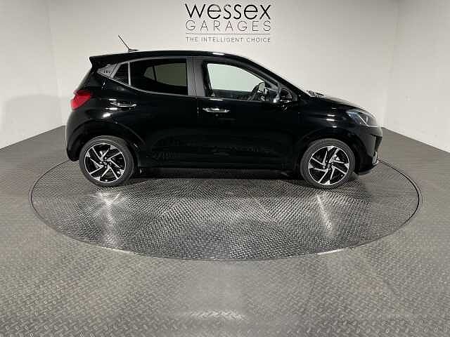 Hyundai i10 1.0 [63] Premium 5dr Auto [Nav]