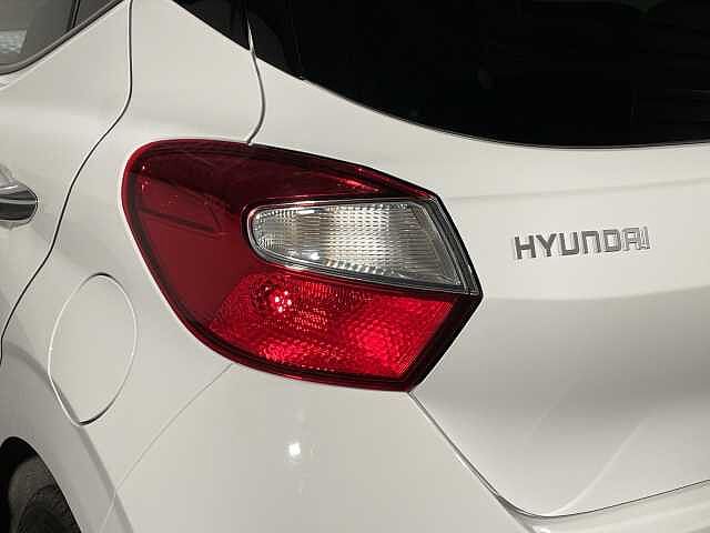 Hyundai i10 1.2 [79] Premium 5dr Auto [Nav]
