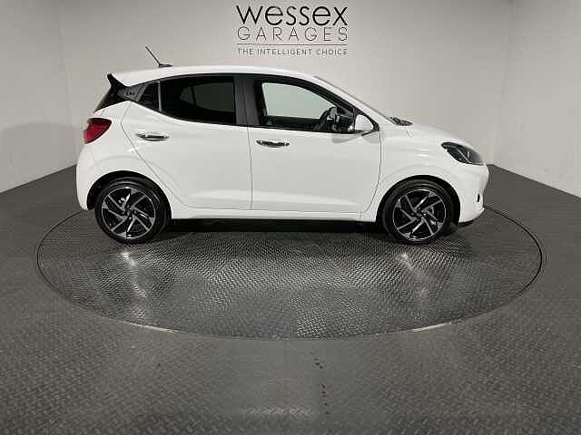 Hyundai i10 1.2 [79] Premium 5dr Auto [Nav]