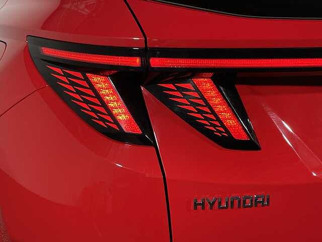 Hyundai TUCSON 1.6 TGDi Hybrid 230 N Line 5dr 2WD Auto Red