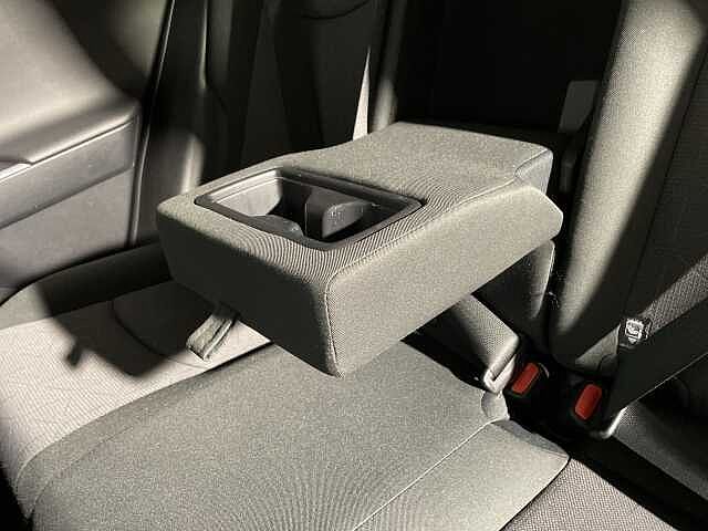 Toyota Rav4 2.5 VVT-i Hybrid Design 5dr CVT 2WD