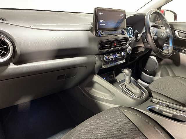 Hyundai KONA 1.6 GDi Hybrid Premium 5dr DCT Red