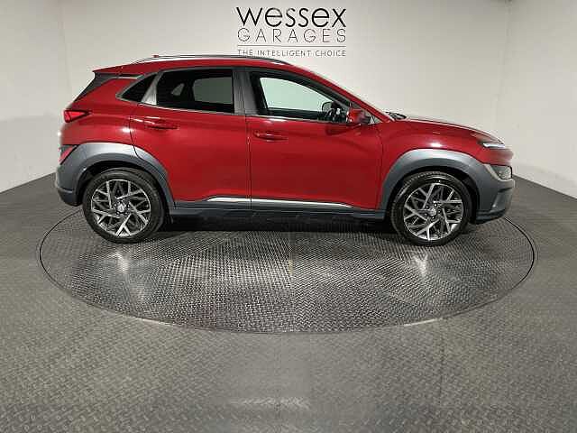 Hyundai KONA 1.6 GDi Hybrid Premium 5dr DCT Red