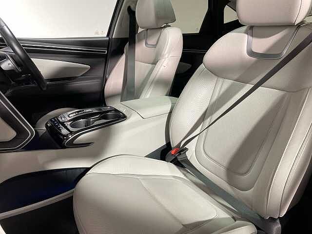 Hyundai TUCSON 1.6 TGDi Plug-in Hybrid Ultimate 5dr 4WD Auto Black