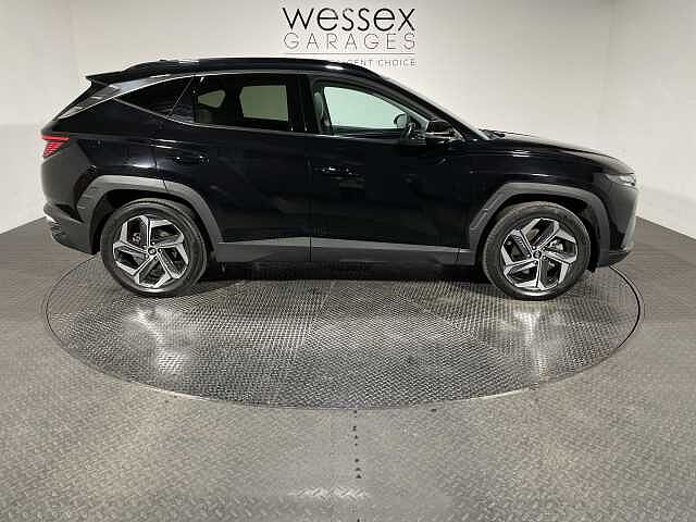 Hyundai TUCSON 1.6 TGDi Plug-in Hybrid Ultimate 5dr 4WD Auto Black