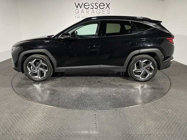 Hyundai TUCSON 1.6 TGDi Plug-in Hybrid Ultimate 5dr 4WD Auto Black