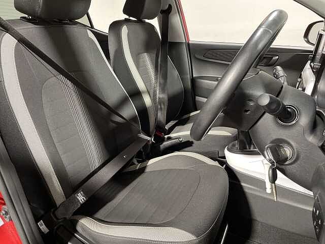 Hyundai I10 1.0 MPi Premium 5dr 4(2020) Red